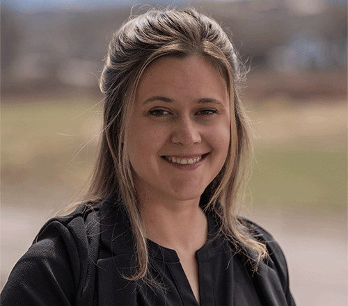 Professional headshot of Castle Peak Dental's Dental Assistant, Zoey Holcomb.